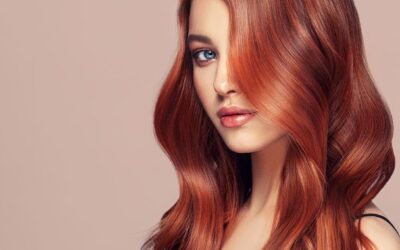Cómo conseguir un cabello castaño cobrizo radiante: consejos y productos